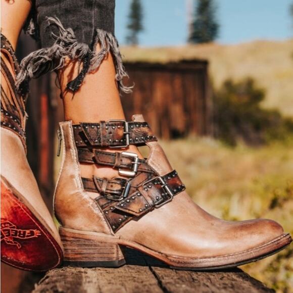 FREEBIRD by Steven Belgium taupe leather Western Ankle boots booties 11 - Picture 14 of 14